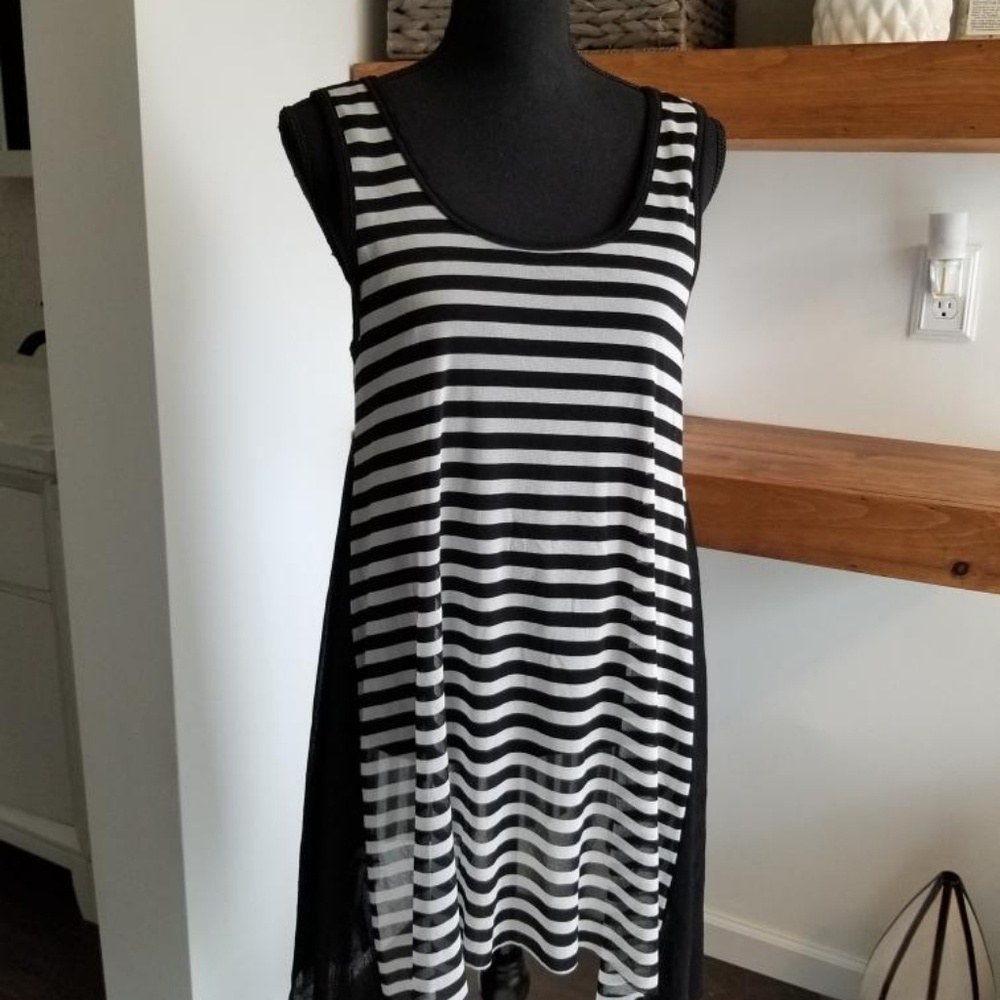 NWOT sheer "A" line black and white flowy top - Picture 1 of 7